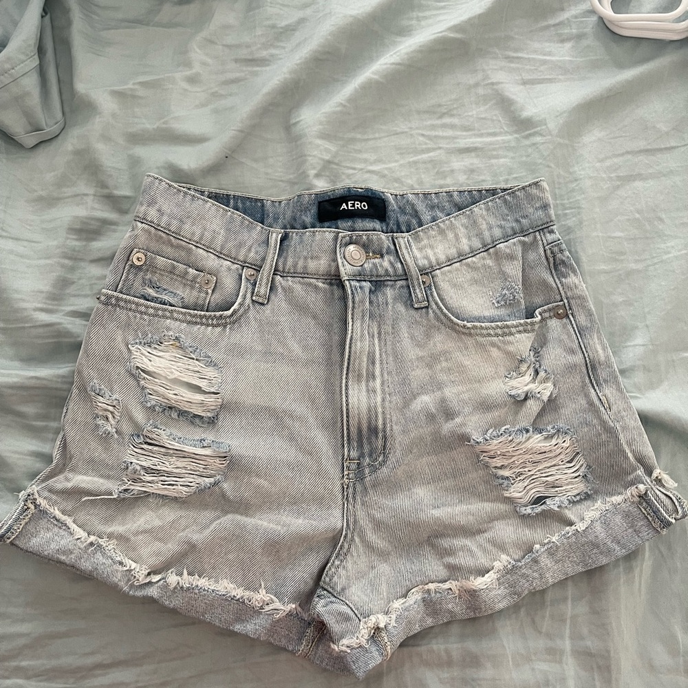Aeropostale mom jeans size 4